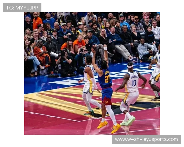 勇士再遇挑战：库里缺阵掘金迎强援，篮球盛宴暗藏精彩瞬间