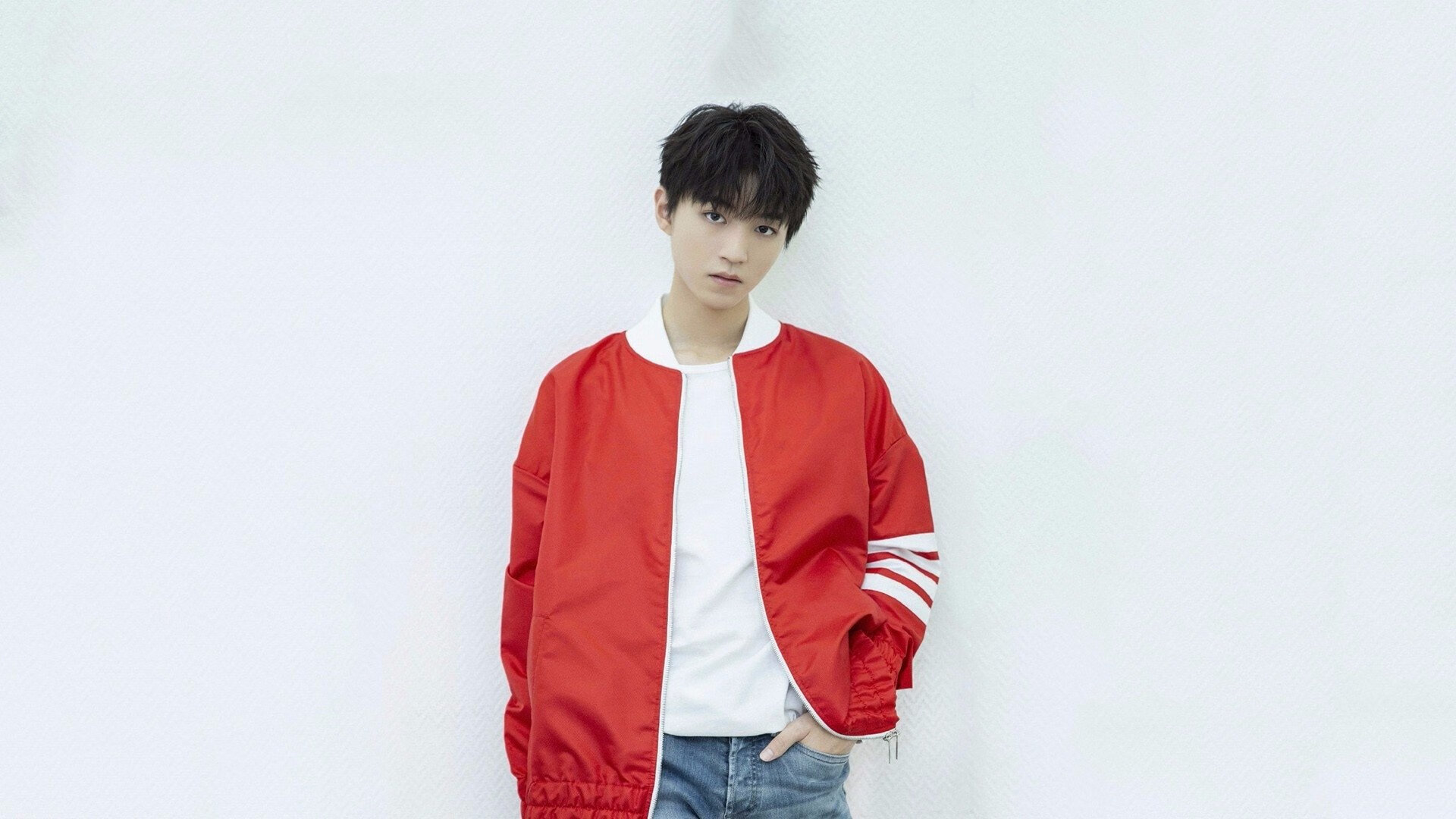 LEYU乐鱼体育官方网站-塔特的突破与传球，帮助袋鼠队连续赢得关键比赛